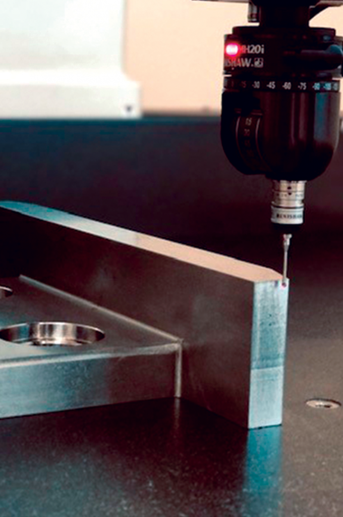 Tridimensional Close 4 Controle de Qualidade Mltialloy, A medição tridimensional é um método de análise dimensional de peças que fornece resultados precisos